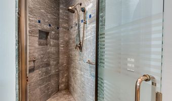 350 S Hamilton St 901, Madison, WI 53703
