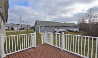 110 Streamside Ln, Bangor, ME 04401