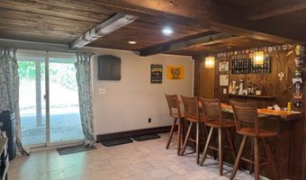 9 Basswood Dr, Alloway, NJ 07461