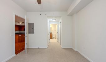 1021 N GARFIELD St 318, Arlington, VA 22201