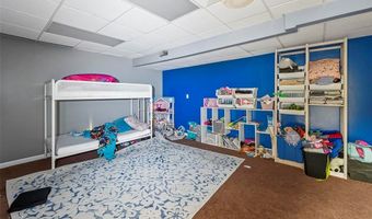 909 911 Milton Rd, Alton, IL 62002