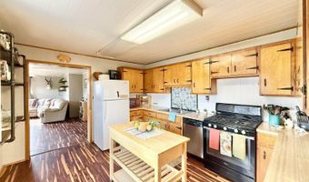195 Pleasant Hill Dr, Battle Mountain, NV 89820