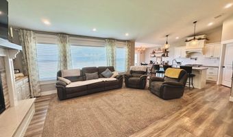 2737 Pinfire Crk, Ammon, ID 83406