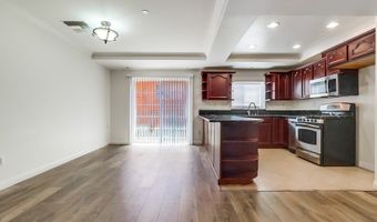 700 S Ardmore Ave 204, Los Angeles, CA 90005