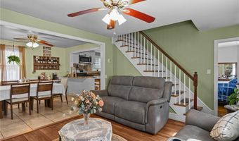 34 Aldrich Ave, Cranston, RI 02920