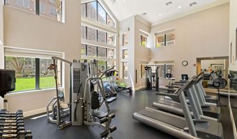 3830 9TH St N 501W, Arlington, VA 22203