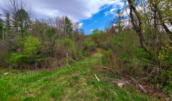 1073 Chapel Rd, Bennington, VT 05201