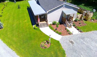 38 Oak Ridge Ln, Bennington, VT 05201