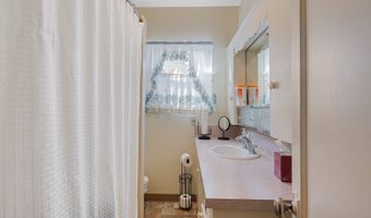 229 S PACIFIC St, Rockaway Beach, OR 97136