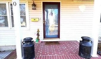 220 S Park Ave, Aurora, MO 65605