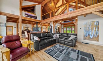 119 Moat View Dr, Albany, NH 03813