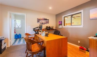 140 W Hawthorne St, Fallbrook, CA 92028