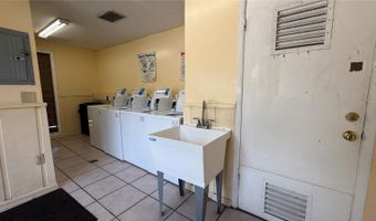 592 ORANGE Dr 142, Altamonte Springs, FL 32701