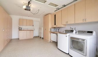 808 Caminito Azul, Carlsbad, CA 92011