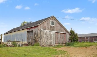 2928 E Stagecoach Trl, Apple River, IL 61001