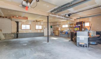 184 Gladstone St, Cranston, RI 02920
