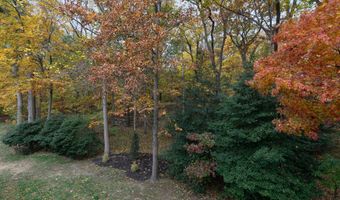 49 Pape Dr, Atlantic Highlands, NJ 07716