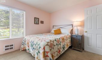 3868 GRANT Pl, Bandon, OR 97411
