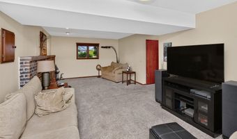 1201 SE Michael Dr, Ankeny, IA 50021