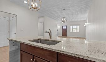 15 Morningside Dr, North Kingstown, RI 02852