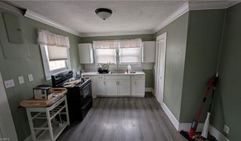 1910 Old Farmer Rd, Asheboro, NC 27205