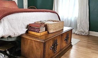 28 Tulip St, Bristol, CT 06010