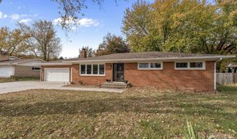 524 7TH St W, Andalusia, IL 61232