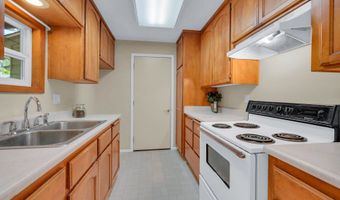 3279 ORIOLE St, Springfield, OR 97477