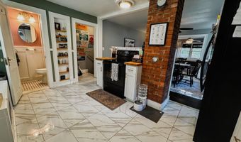 305 Weeks St, Bennington, VT 05201