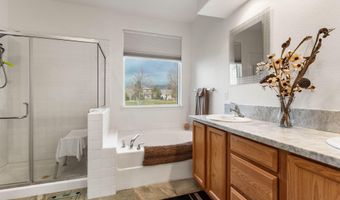 916 Lakeview Dr, Dayton, NV 89403