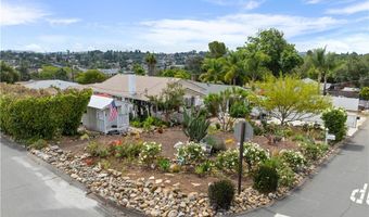 206 S Wisconsin St, Fallbrook, CA 92028