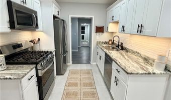 1301 N Main St, Amherst, OH 44001