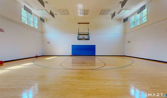 14 Woodcrest Ln 14, Danbury, CT 06810