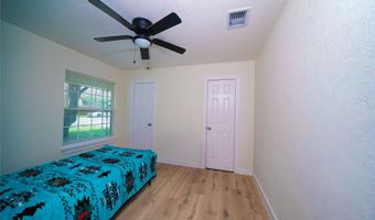 107 W Purdom Ave, Alvarado, TX 76009