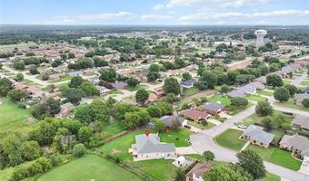 1717 Red Oak St, Ardmore, OK 73401