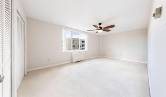 6631 WAKEFIELD Dr 817, Alexandria, VA 22307