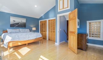 3 Wayman Ln, Bar Harbor, ME 04609