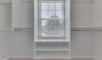 2942 Coles Creek Ln, Indianapolis, IN 46217