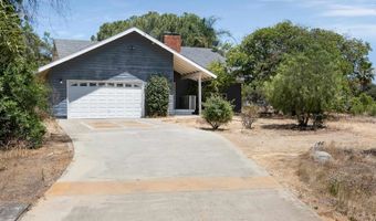 2827 N Victoria Dr, Alpine, CA 91901