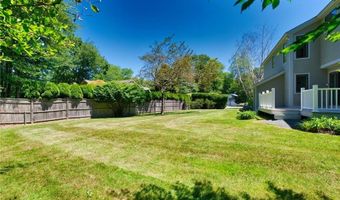 23 Fesser Ave, Bristol, RI 02809