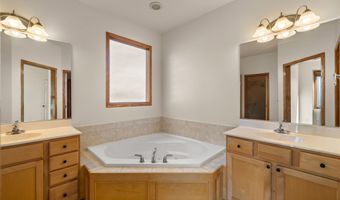 330 NW Watercrest Dr, Ankeny, IA 50023