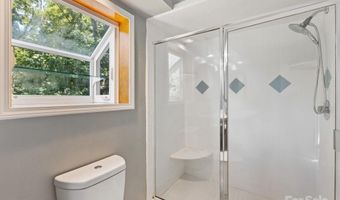 4601 Bournewood Ln, Charlotte, NC 28226