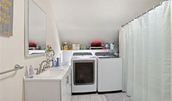20 Mount Pleasant View Ave, Cumberland, RI 02864