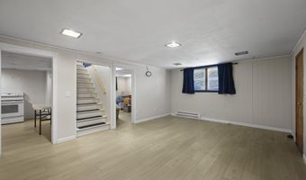 27 2nd St, Adams, MA 01220