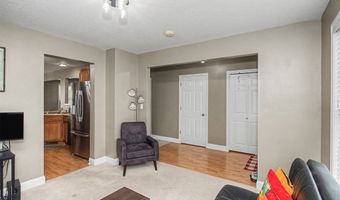 2517 Clayton Dr, Ames, IA 50010