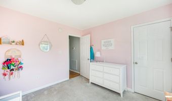 145 Pine St, Appomattox, VA 24522