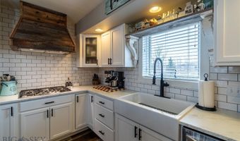 23 Indian Rings Rd, Big Timber, MT 59011