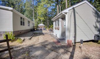 33 Blueberry Rd, Ossipee, NH 03814
