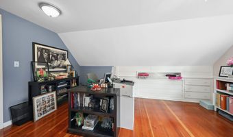 34 Forest St, Bristol, CT 06062