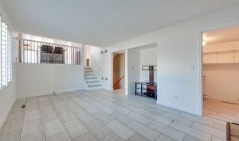 1233 N Hickory Trl, Addison, IL 60101